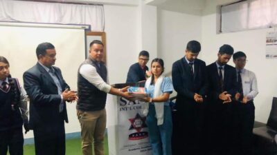 सांसद तामाङले गरिदिए आर्थिक रुपमा विपन्न दुलालको उच्च शिक्षा तय