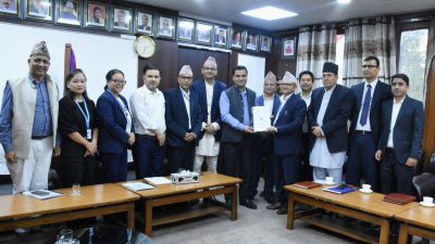 विद्यालय तहमा स्वास्थ्यसम्बन्धी विषयलाई प्राथमिकता दिन मन्त्री पौडेलको पहल